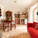 I Gelsi Di Santa Cristina ファームステイ